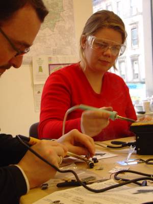 solderingsolarbots.jpg solderingsolarbots.jpg